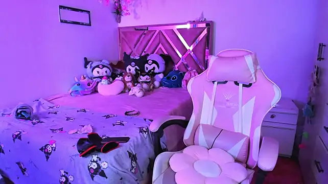 little_emma0