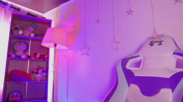 Madison_Mayer_ live cam on StripChat