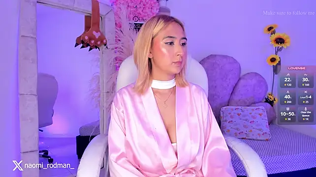 Naomii_Rodman_ live cam on StripChat