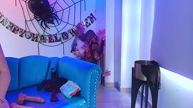 Madame_scarlett live cam on StripChat