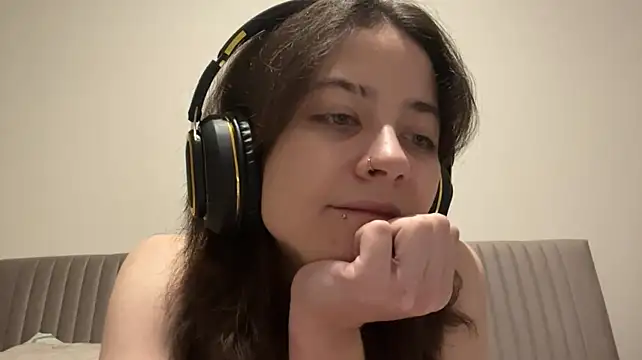 ArriSatty live cam on StripChat