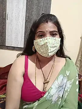 Devi_Tina live cam on StripChat
