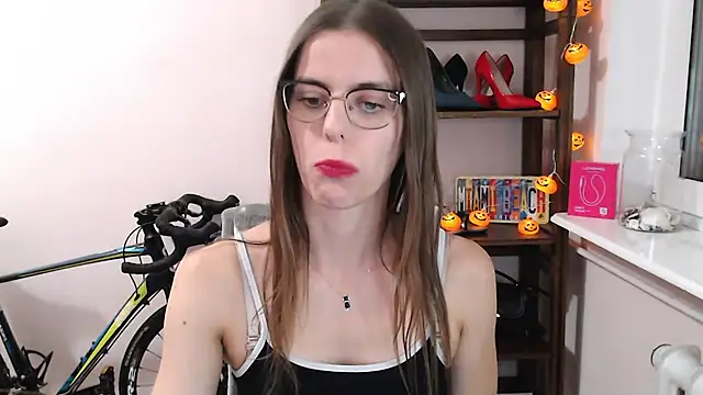 love_megi live cam on StripChat