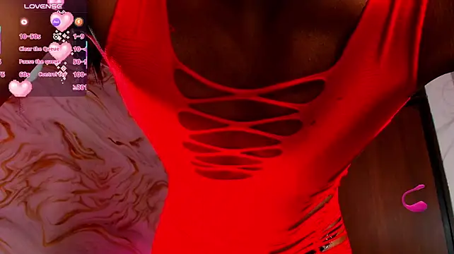 EbonyHansNight webcam