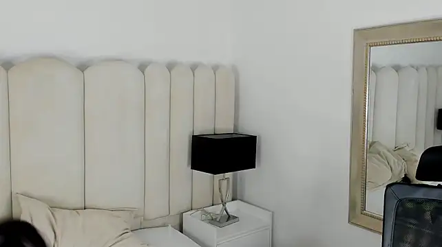 AnnyCherry_