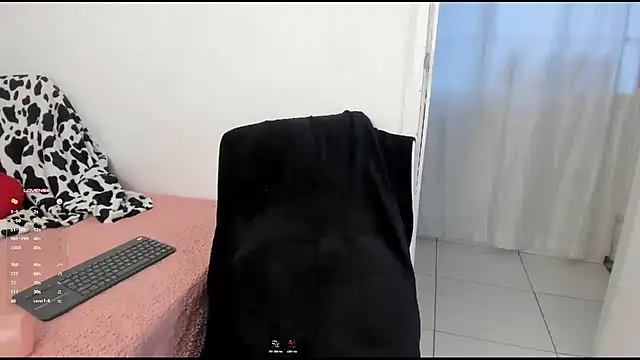Kimmie_kinky