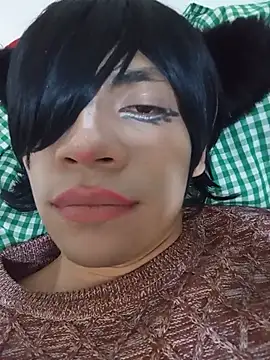 NekoboiPetiole live cam on StripChat