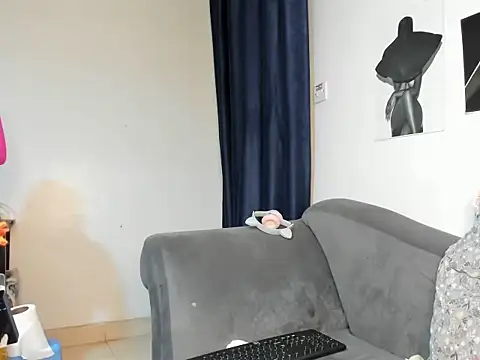 Tinysexydoll