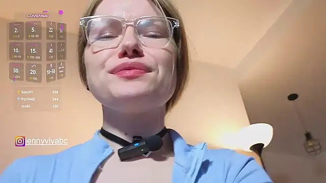 Jennyviva live cam on StripChat