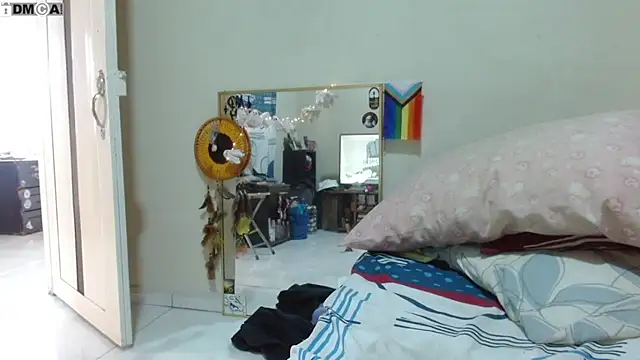AlinaWoolf_