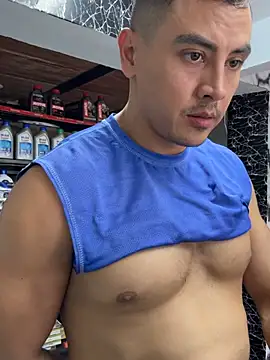 paul22cm- (Ask my age) - slide my cock out