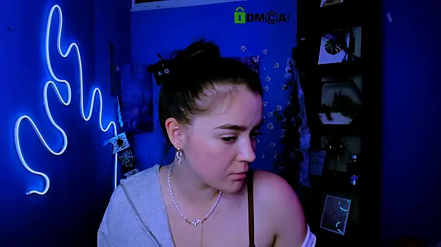 monica_xcx