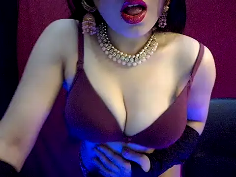 nadia_doll69 (F young) - boobs show & pussy show
