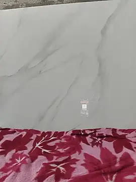 sweety_ladki (F young) - BOOBS SHOW AND NIPPLE PINCH TIGHTLY
