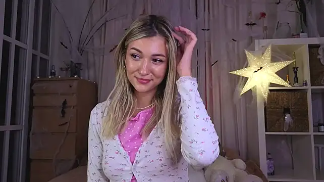 AdelaNovela