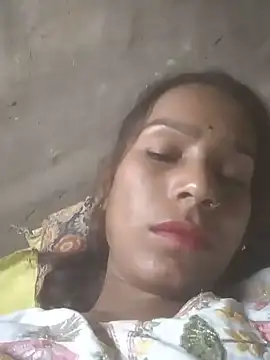 Kaviya_hot