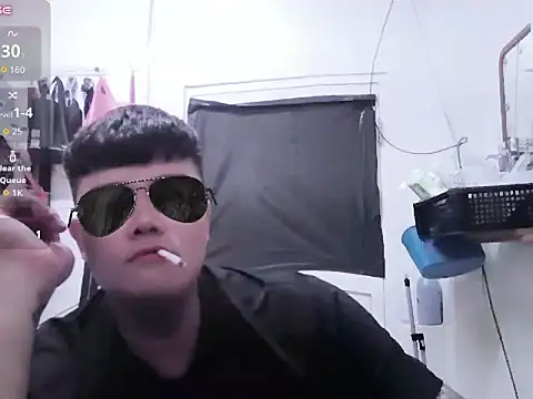 tw_wei520 (M young) - 我想買車請各位漂亮姐姐哥哥幫幫我