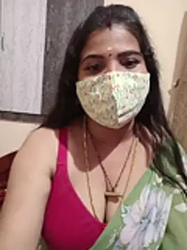 Devi_Tina live cam on StripChat
