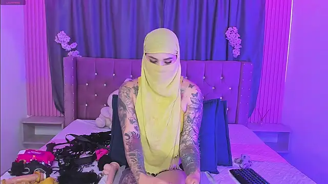 Nayla-Mouna