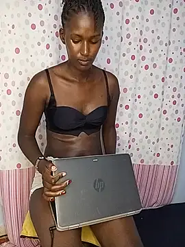 pinky_siaah