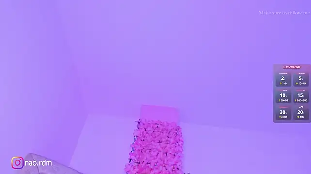 Naomii_Rodman_ live cam on StripChat