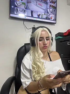 Elodiee_Roussee