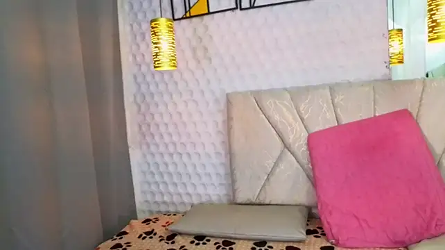 Bella_porch_
