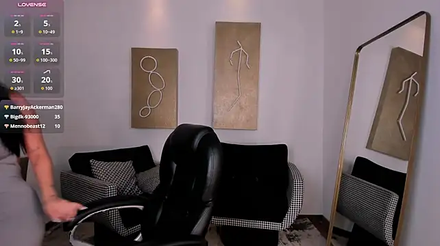 MollyJones_