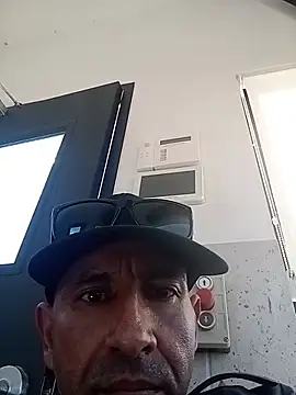 hard2cum21