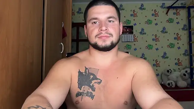 chiraq1945 live cam on StripChat