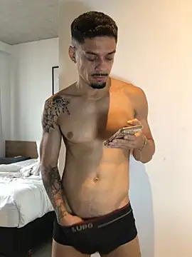 dot_21cm_ live cam on StripChat