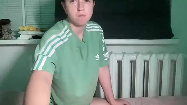 Aphr0ditee live cam on StripChat