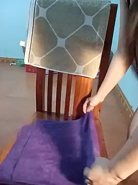 Sweet-Berryy live cam on StripChat
