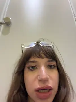NikkiVice live cam on StripChat