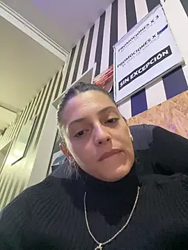 RubyVelour live cam on StripChat