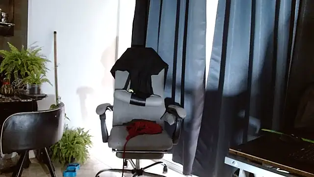 Diosasky live sex cam