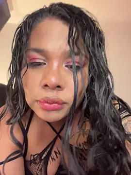 Rashell1_Queen