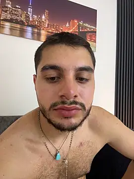 AmadeoWild live sex cam