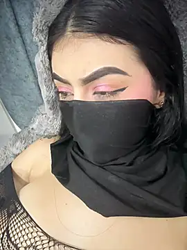 zharaaa18