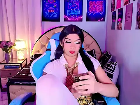 SexxyTsLoverr webcam