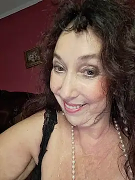 GypsyEsmeralda webcam