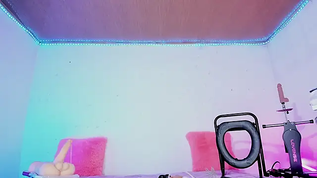 karol_stom (Ask my age) - PLUG MY ASS