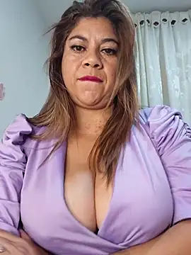 Laura-Hernandez