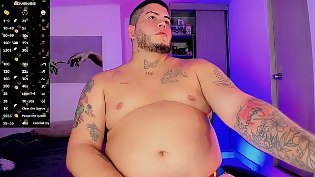 Thomas_chubbyxhot
