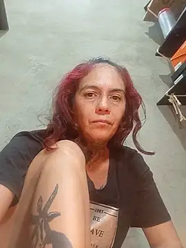 Dakary_hot