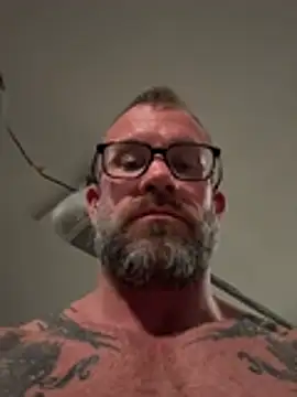 funguyxxx26 (Ask my age) - Finger asshole