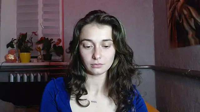 Angelik5371