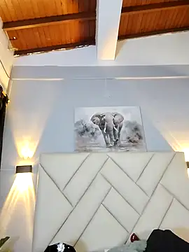 chloe_latin__
