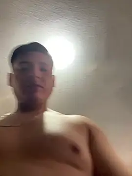 LaloLuxury live sex cam