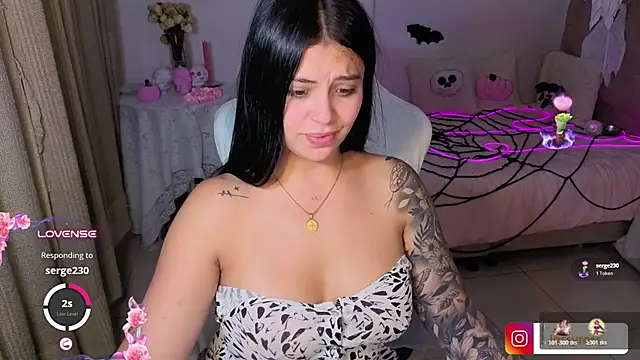Victoryyy_ live cam on StripChat